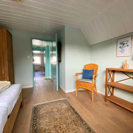 Apartment_emily
